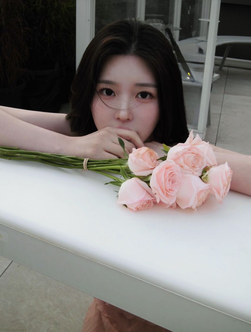김지은(zeunique_)