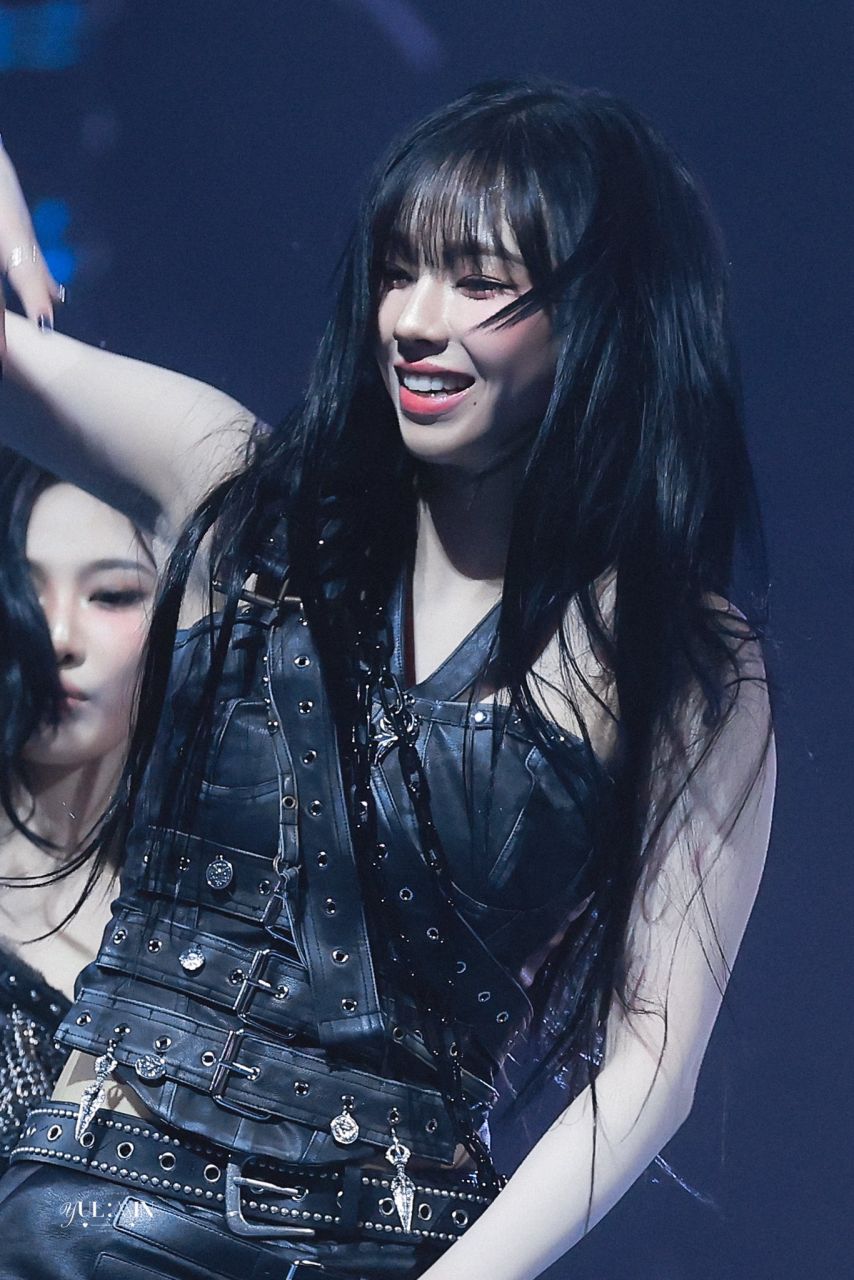 2025 MAMA 에스파 카리나