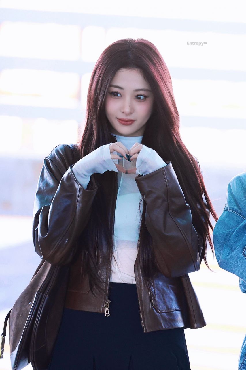 르세라핌 허윤진
