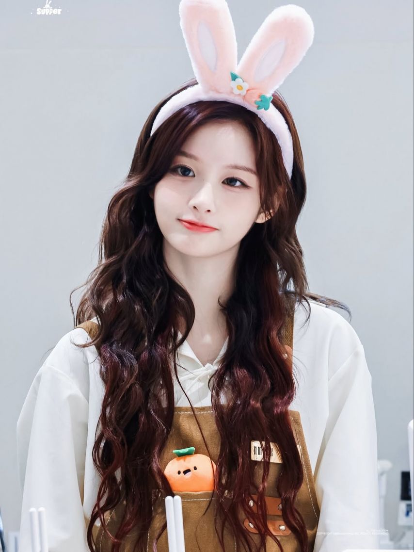NMIXX (엔믹스) 설윤