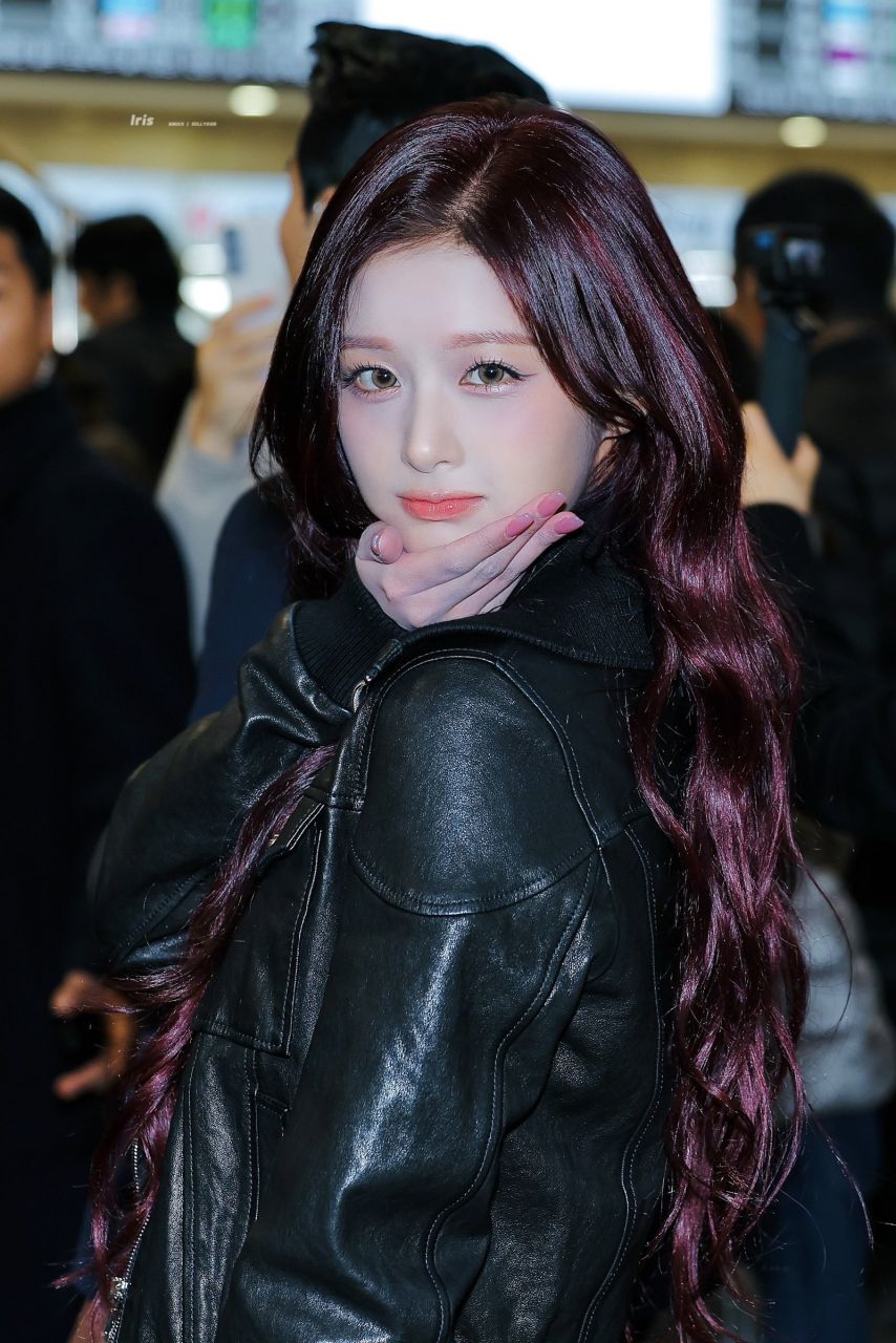 오늘 출국하는 엔믹스 설윤