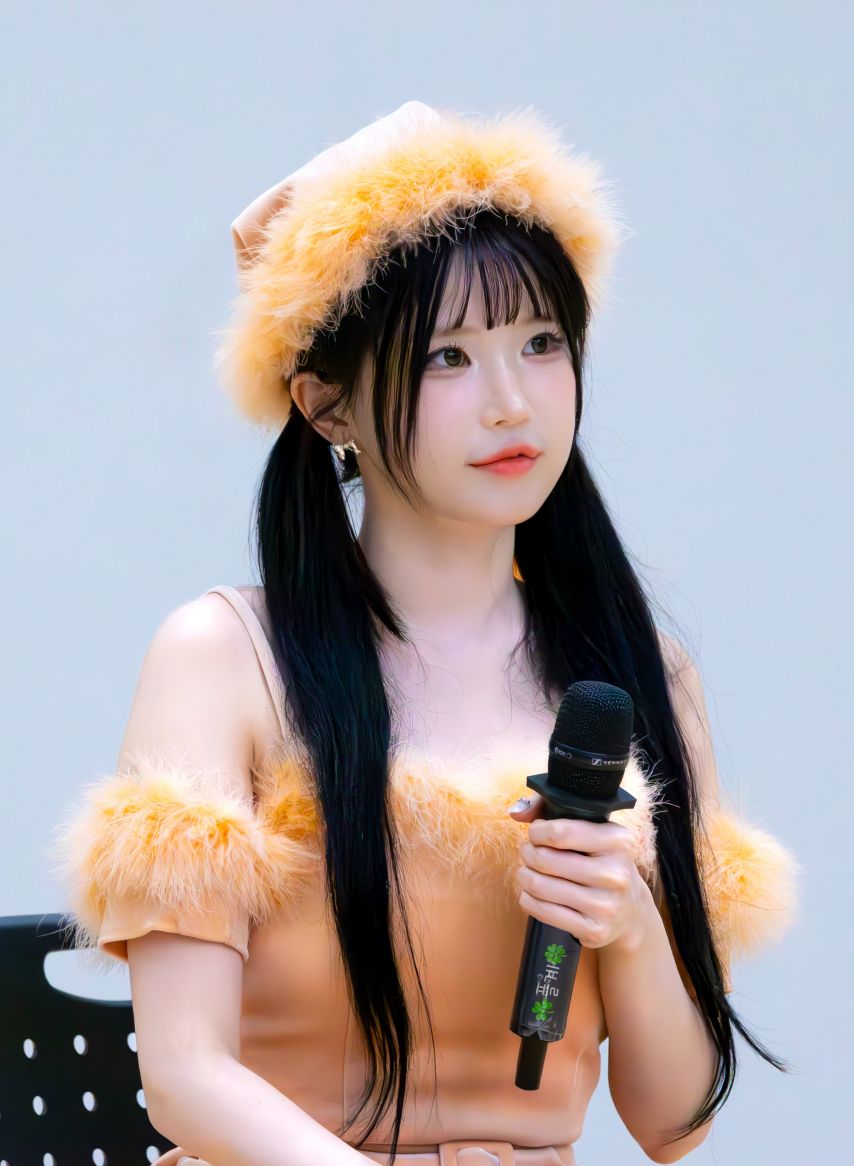 프로미스나인 송하영