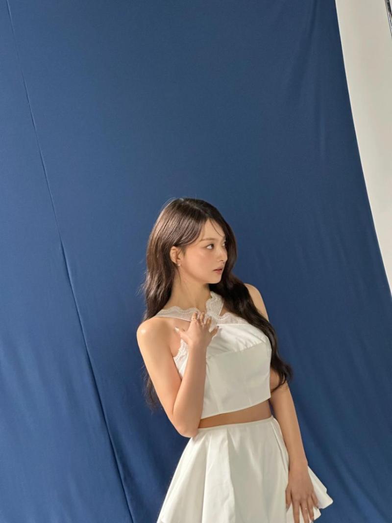 프로미스나인 이나경