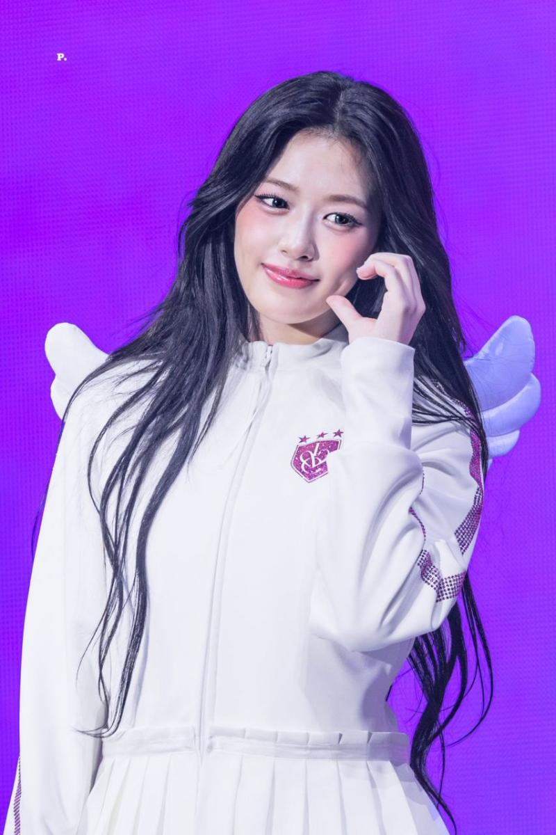 아이브 안유진