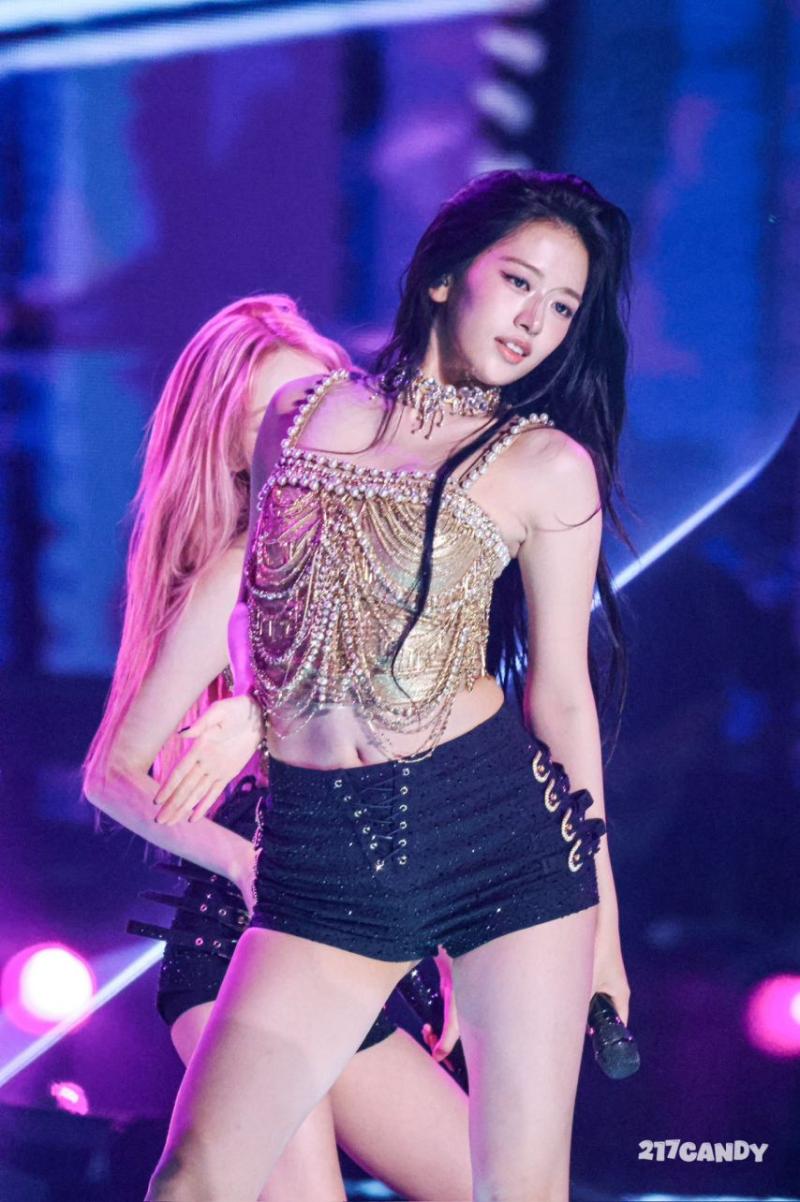 아이브 안유진