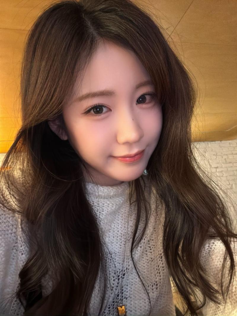나나 우연 소라 루시 민서 WOOAH우아