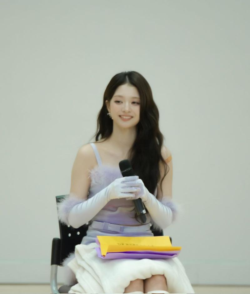 프로미스나인 이나경