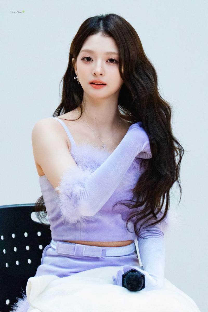 프로미스나인 이나경