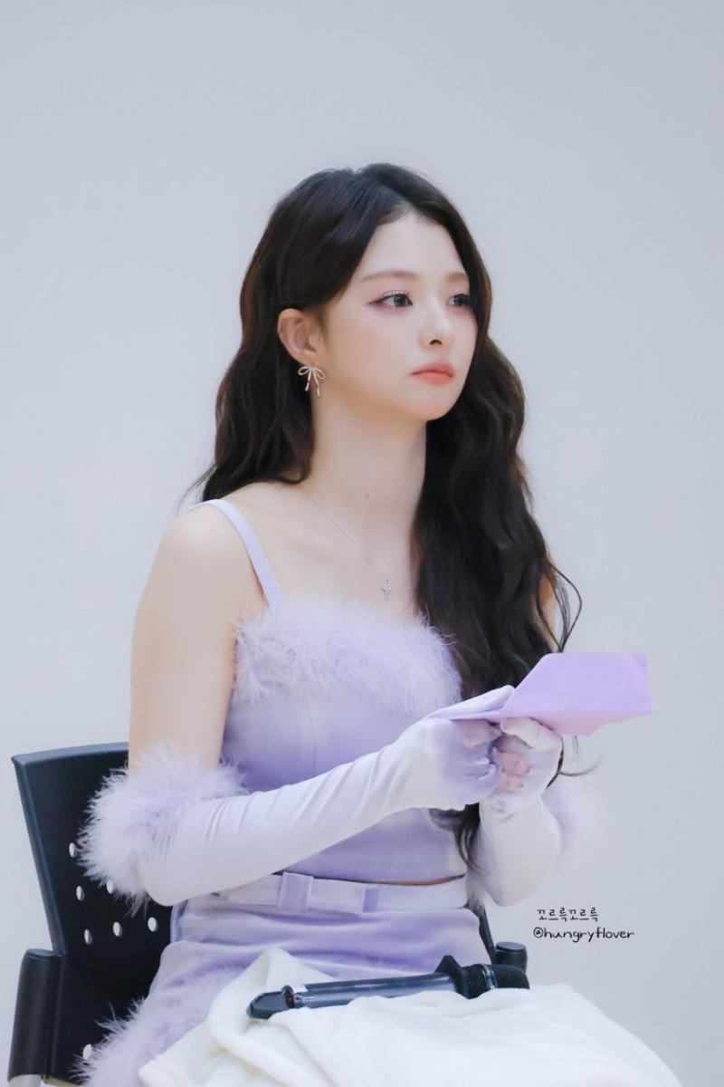 프로미스나인 이나경