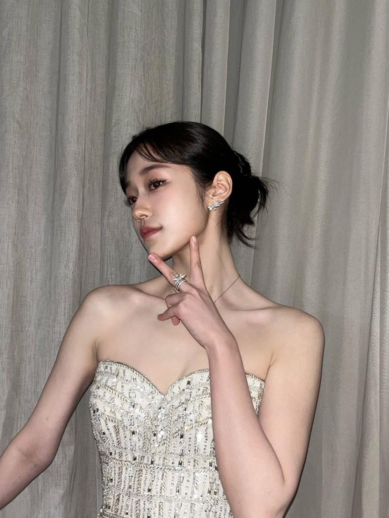 노윤서