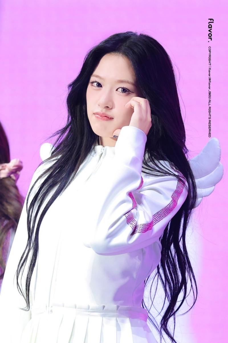 아이브 안유진
