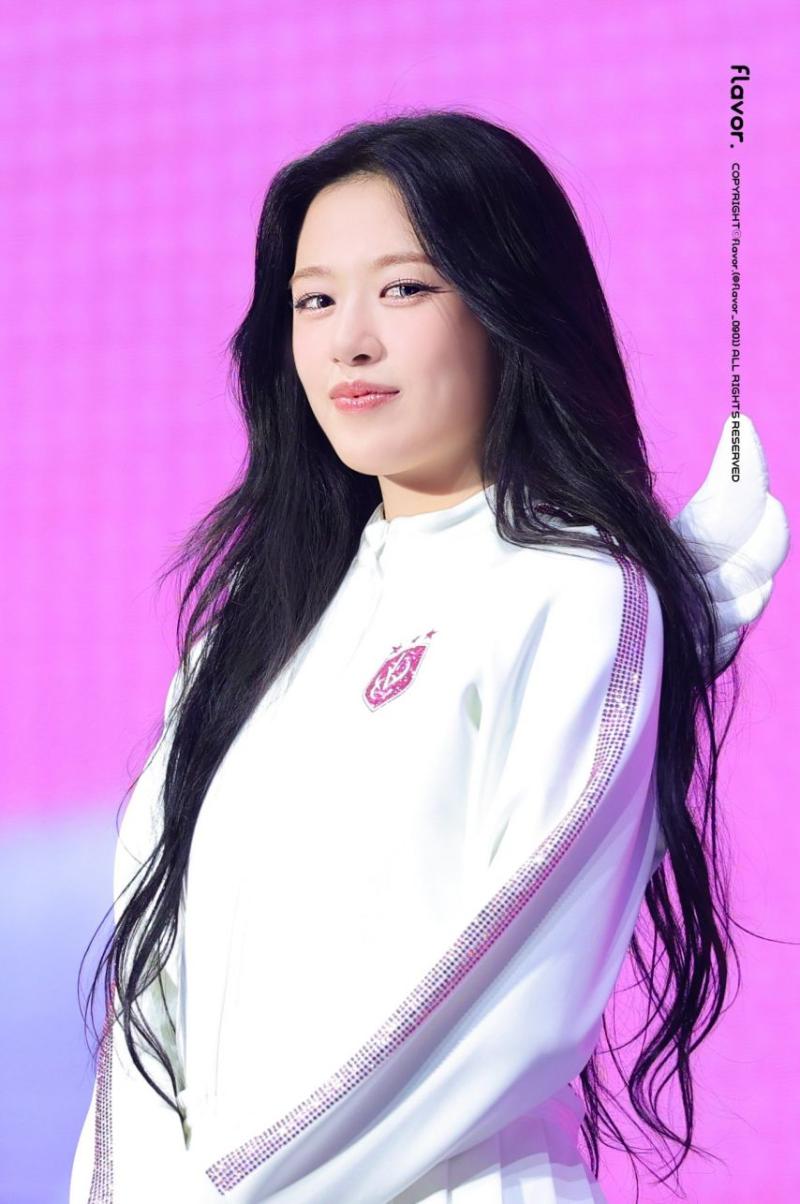 아이브 안유진