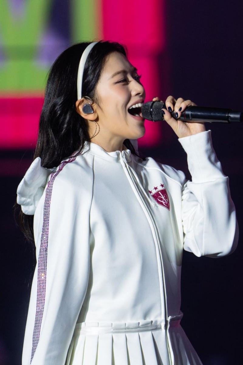 아이브 안유진