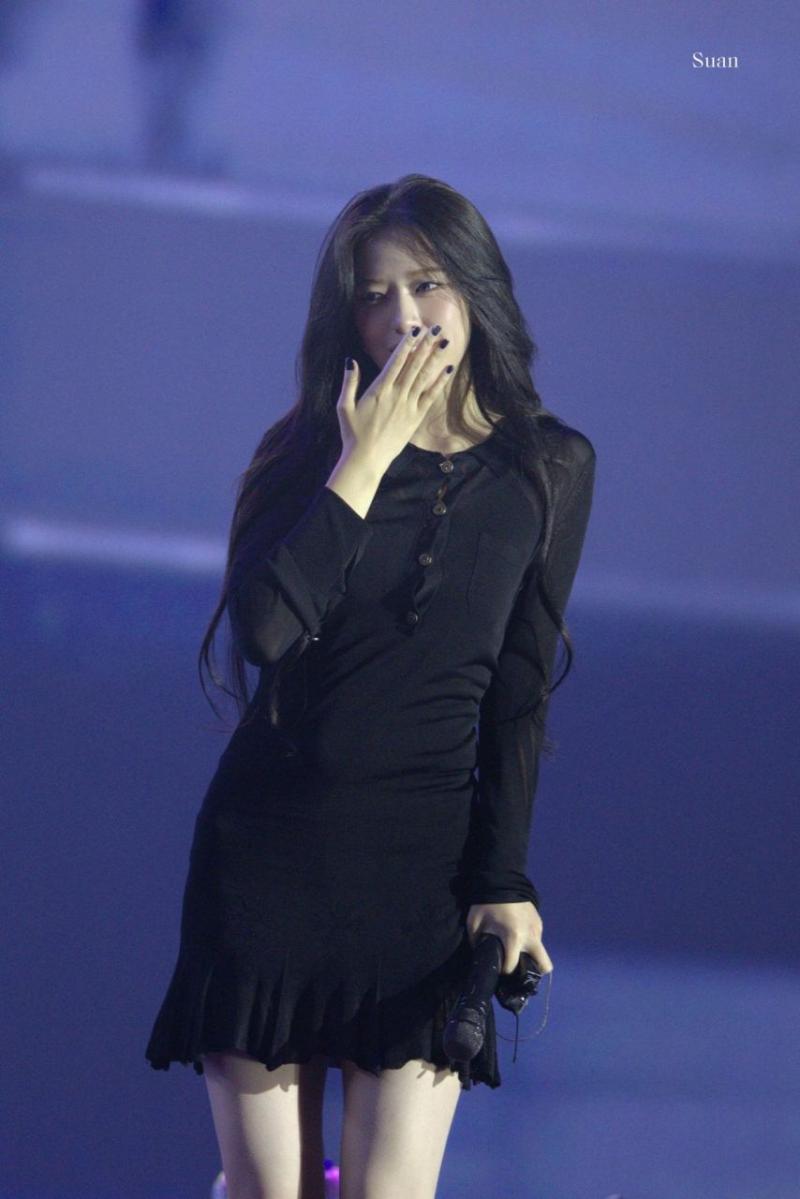 아이브 안유진