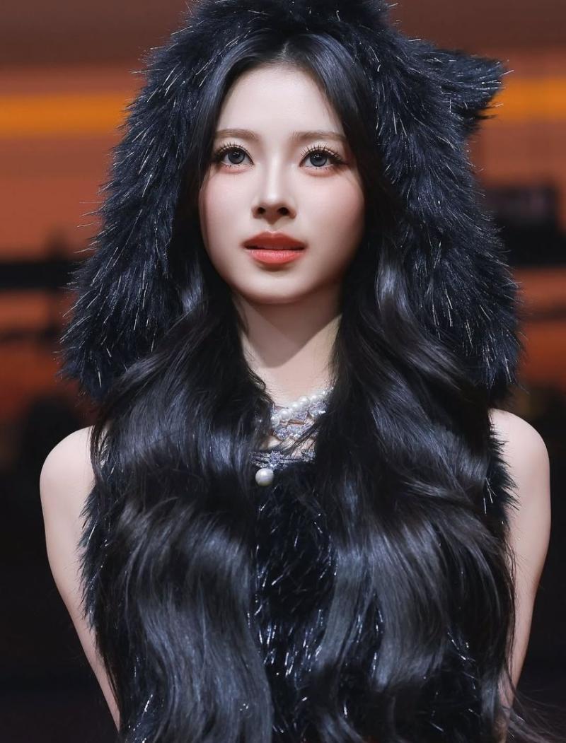 MEOVV (미야오) 안나