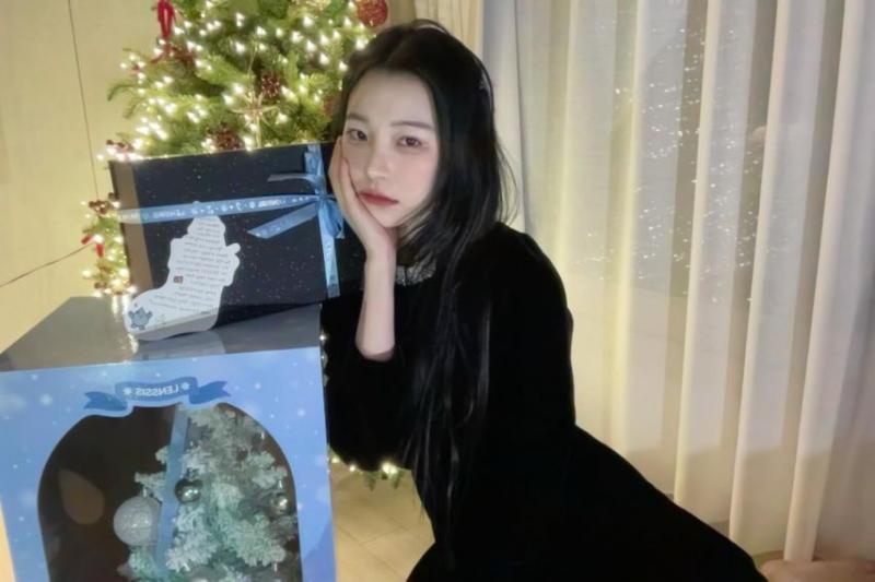 프로미스나인 백지헌