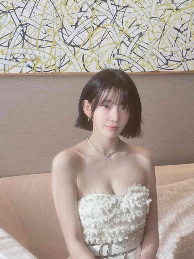 르세라핌 김채원,사쿠라,홍은채