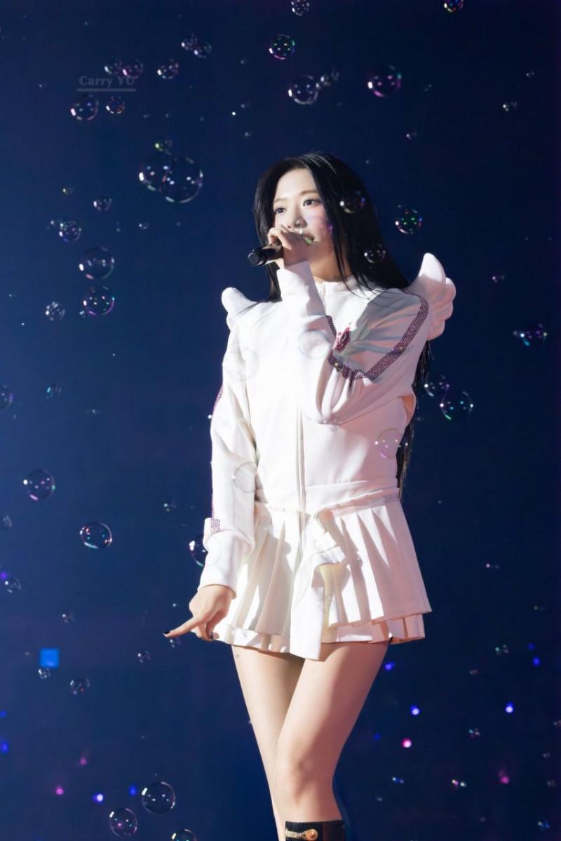 아이브 안유진