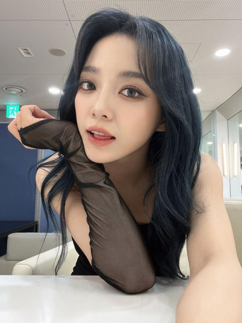 김세정