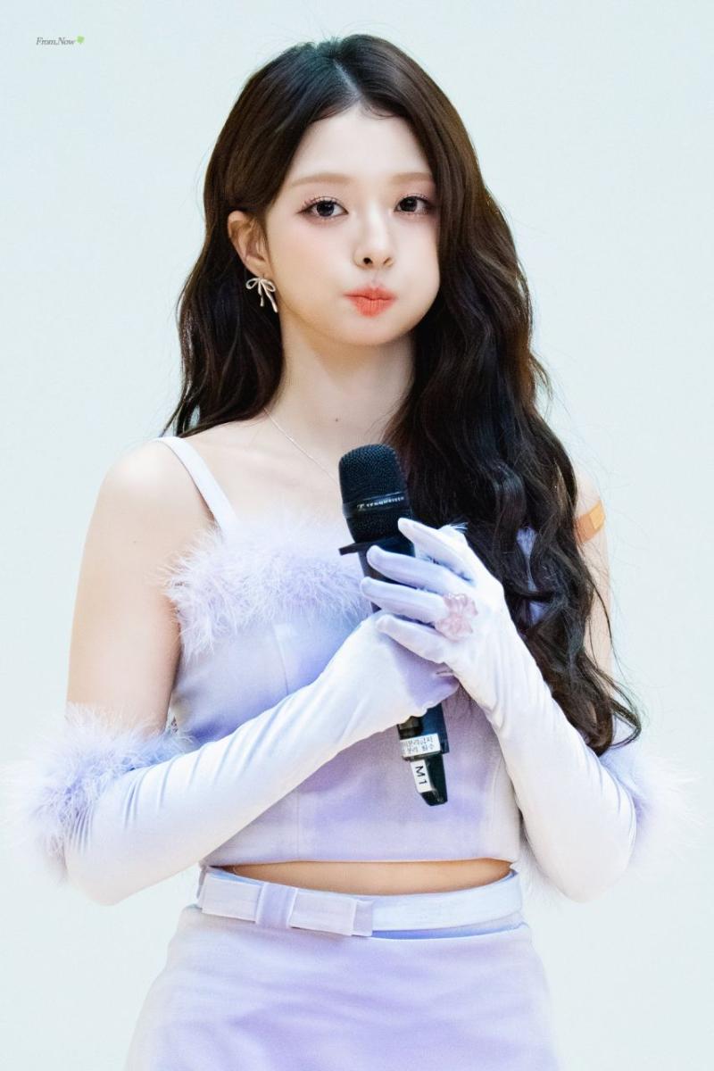 프로미스나인 이나경