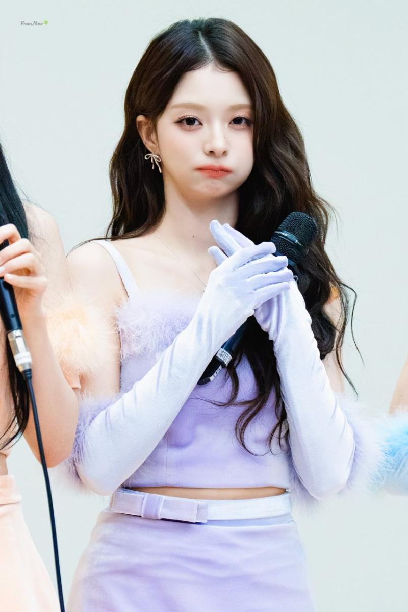 프로미스나인 이나경