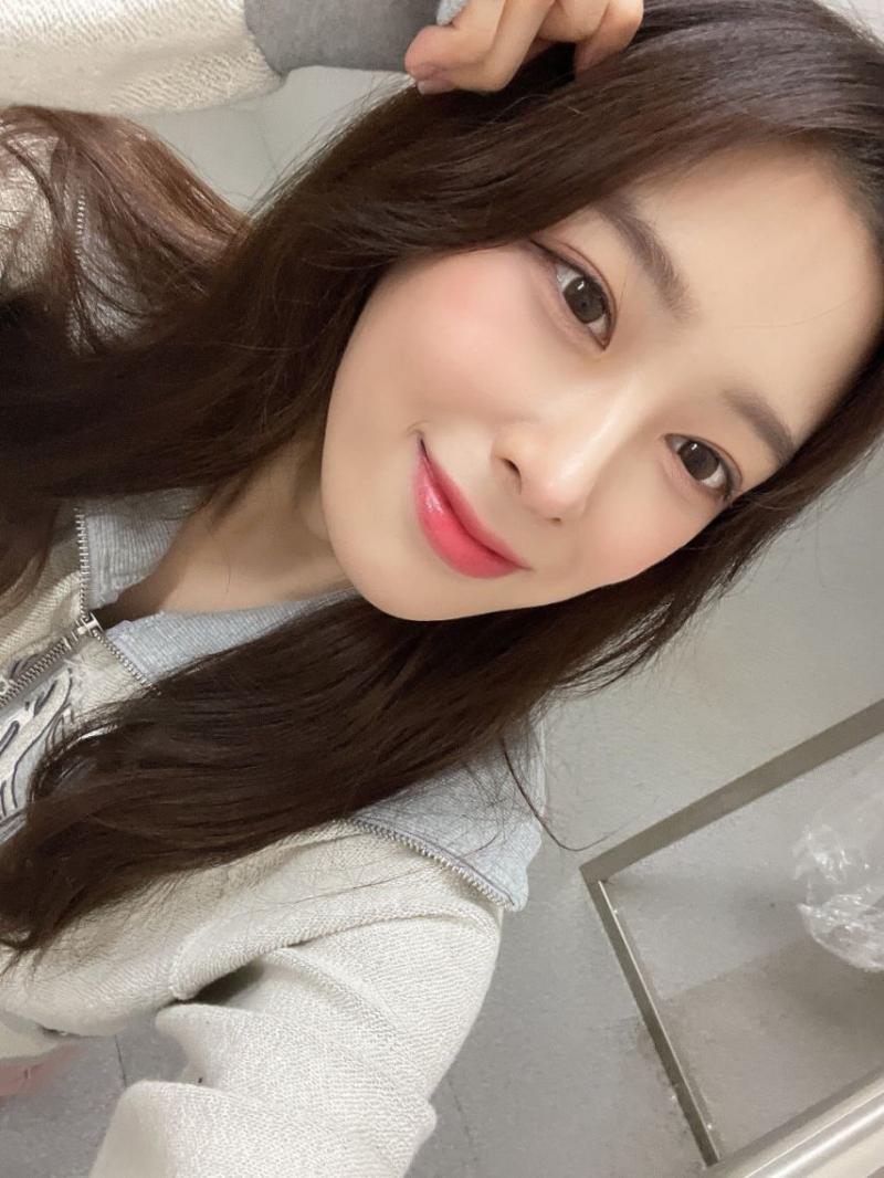 로켓펀치 윤경