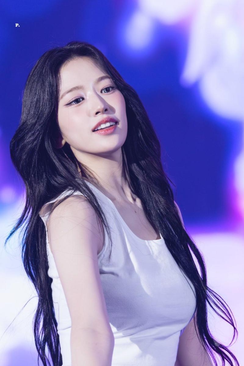 아이브 안유진