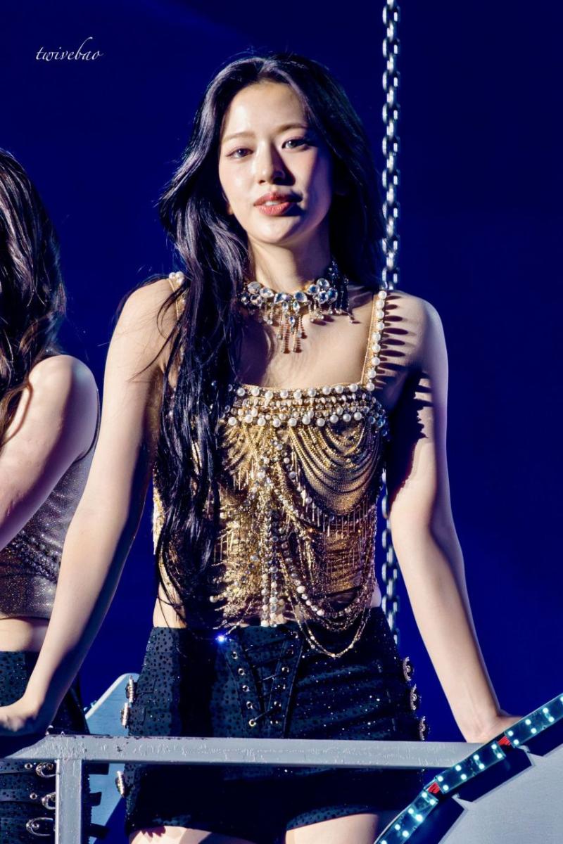 아이브 안유진