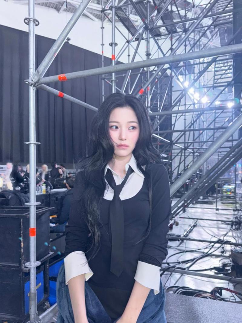 프로미스나인 백지헌