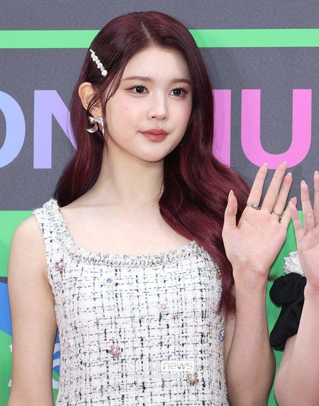 하츠투하츠 에이나