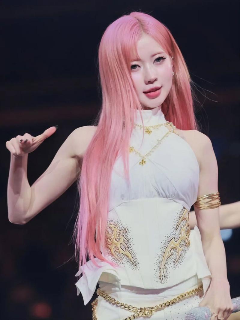 BABYMONSTER (베이비몬스터) 아사