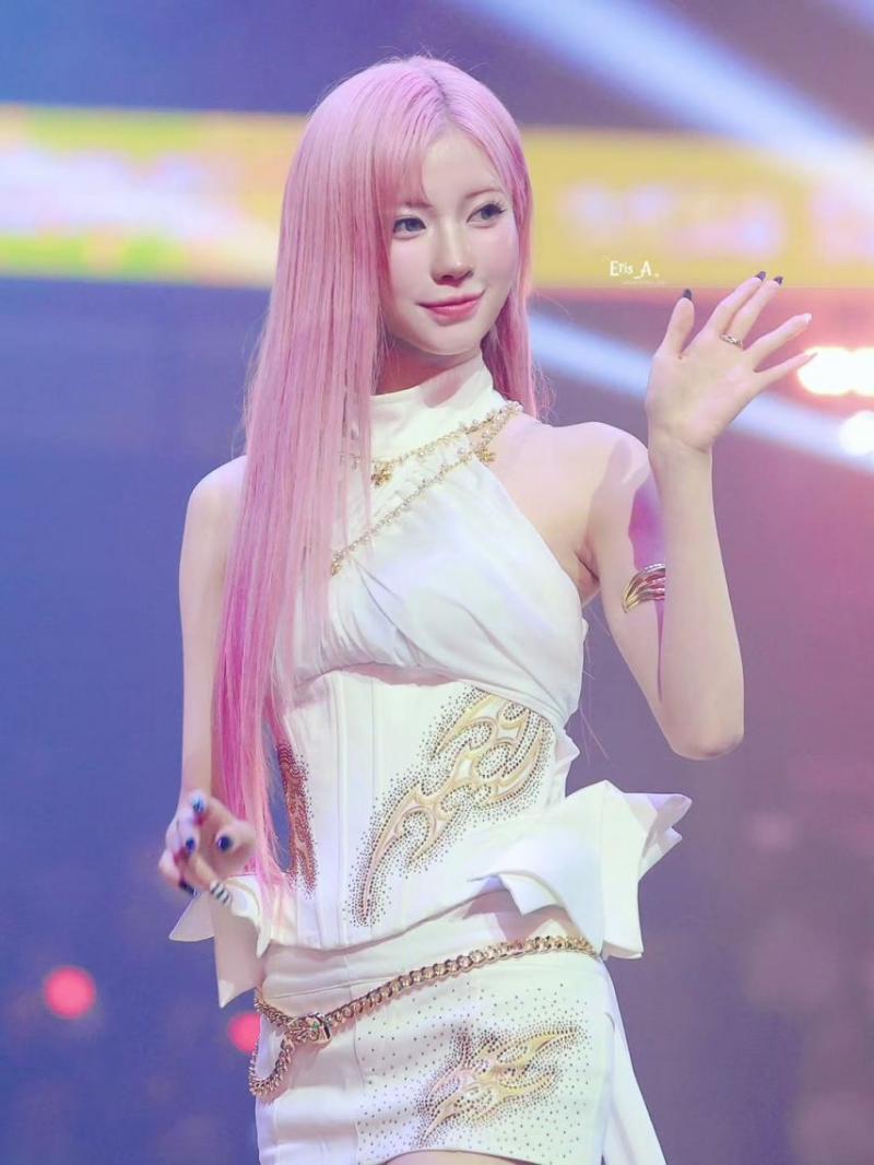 BABYMONSTER (베이비몬스터) 아사