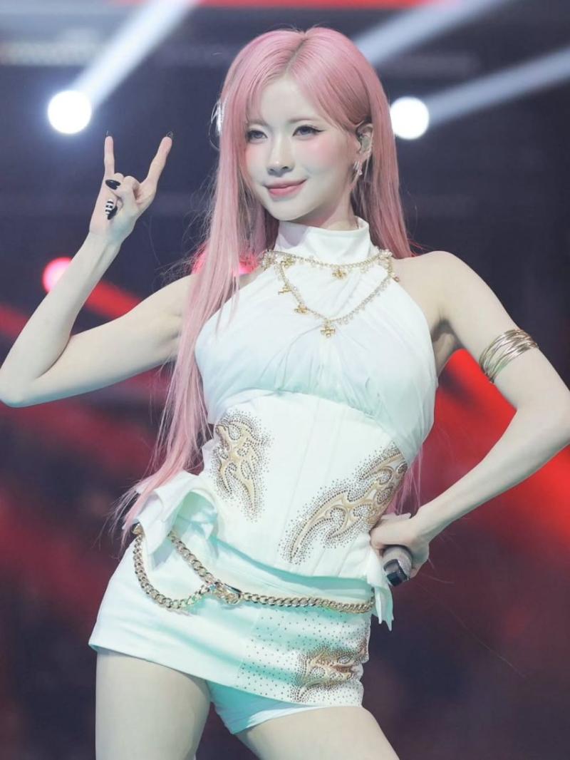 BABYMONSTER (베이비몬스터) 아사