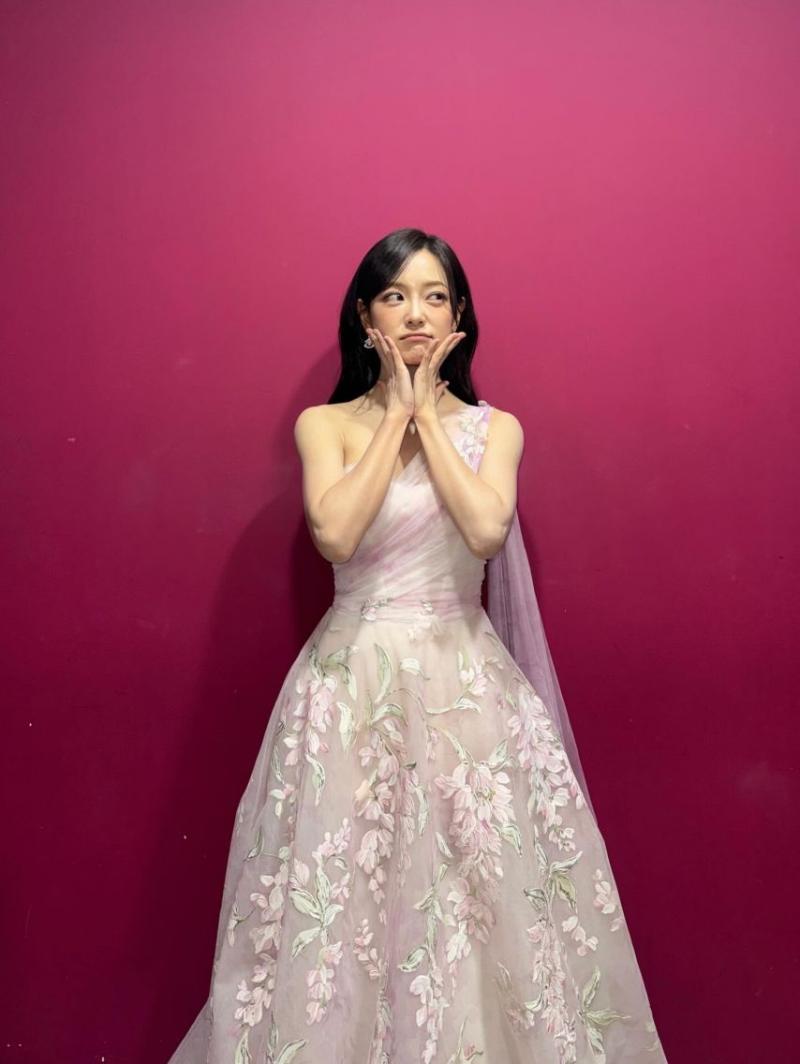 김세정 강태오 베스트커플상/ 김세정 인별 등