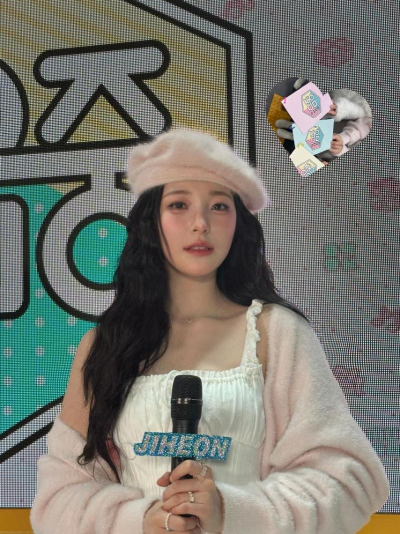 프로미스나인 백지헌