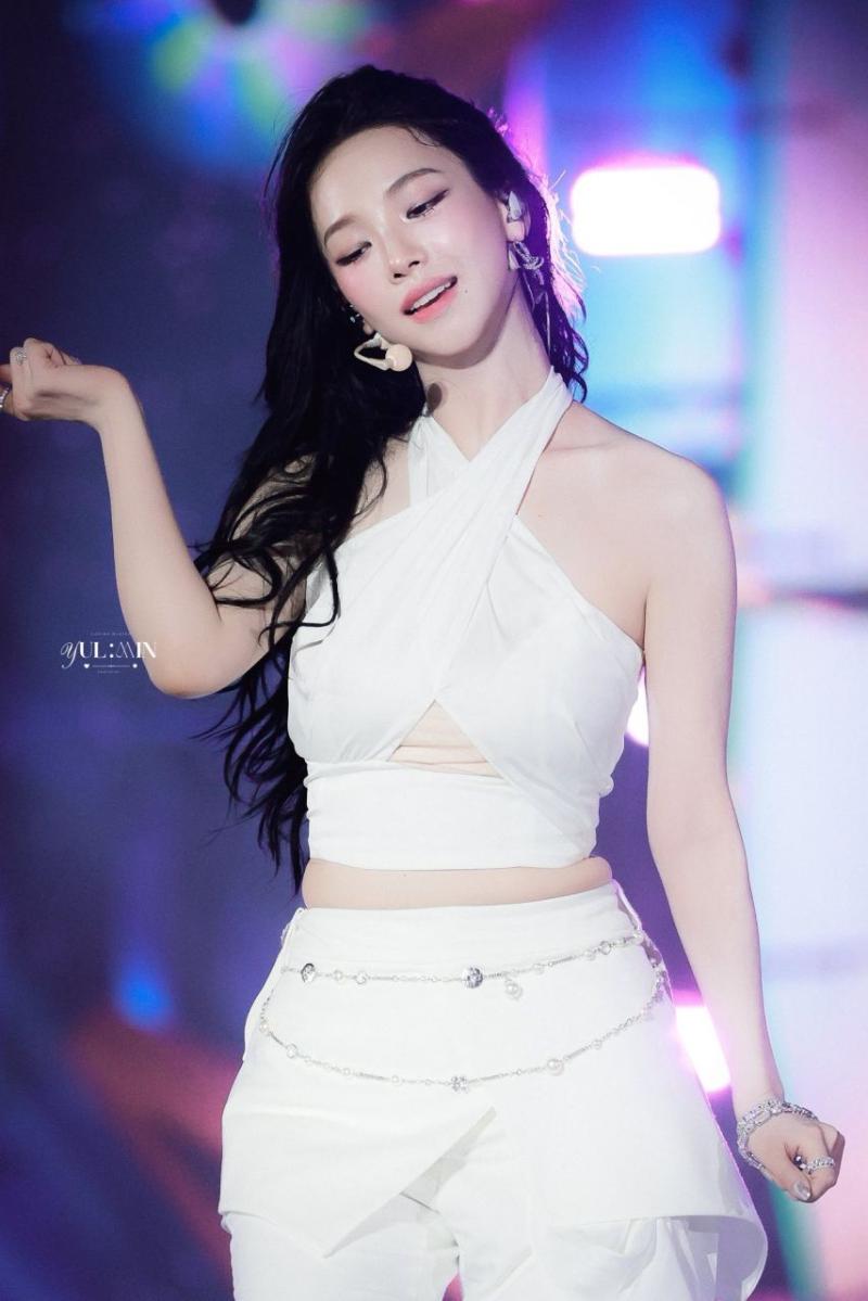 에스파 카리나