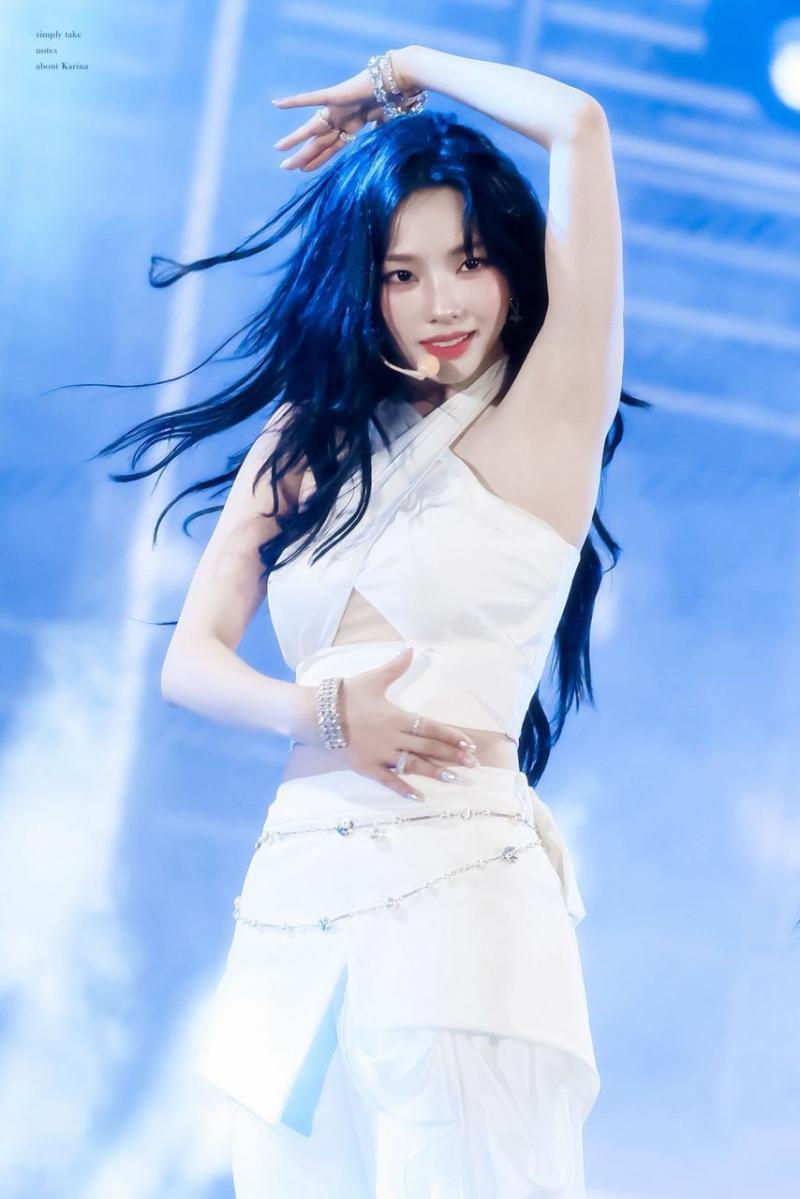 에스파 카리나