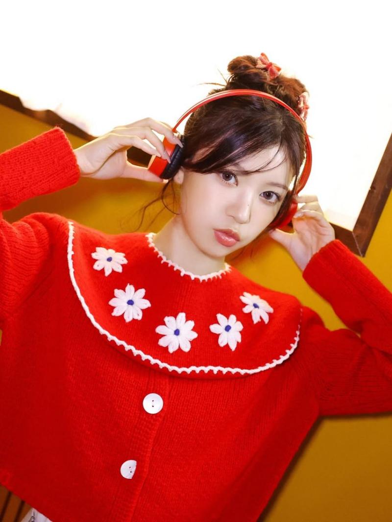 아일릿 (ILLIT) 모카