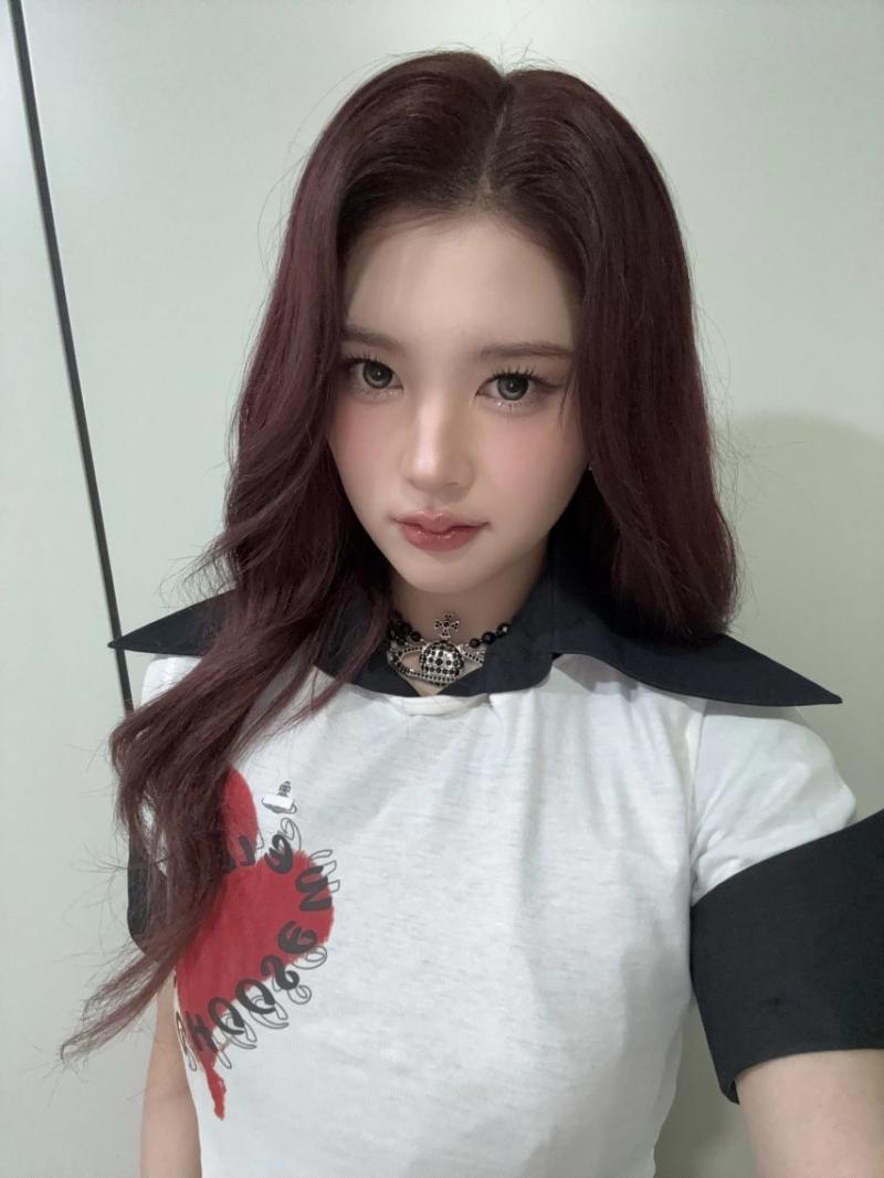 하츠투하츠 에이나