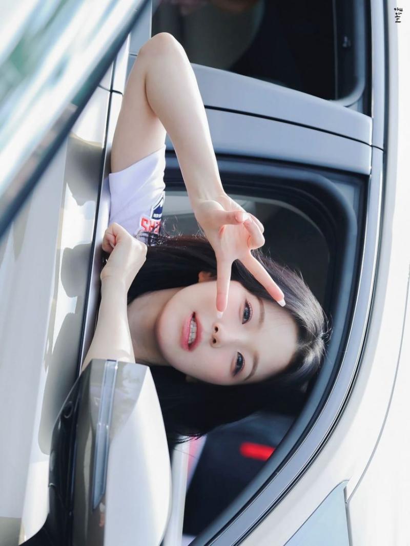 프로미스나인 백지헌