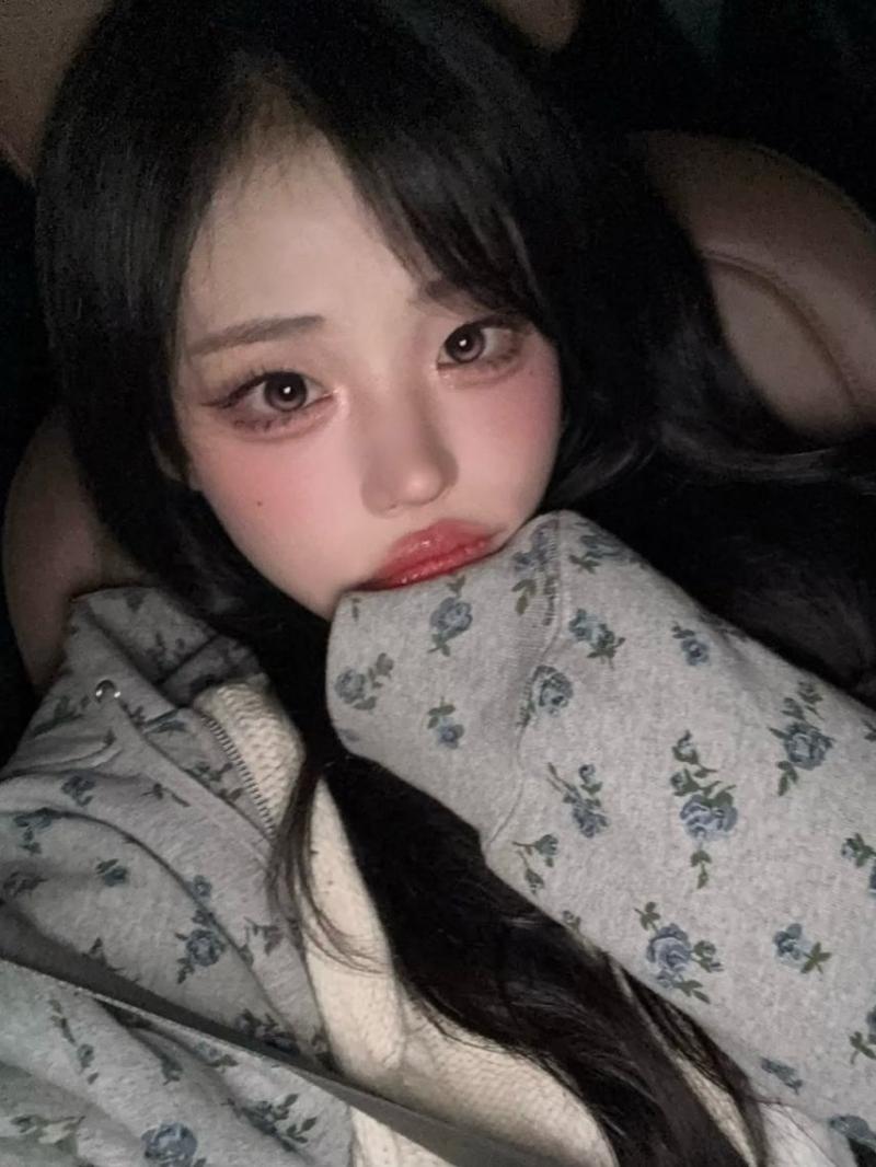 QWER 히나