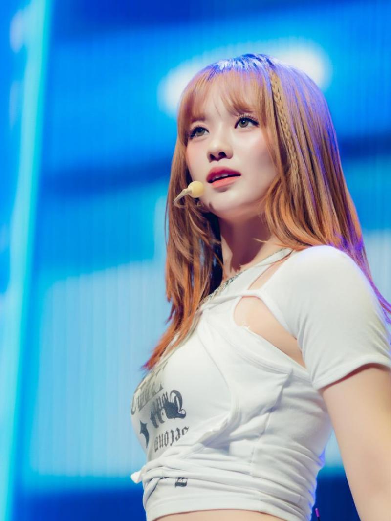 니쥬 (NiziU)