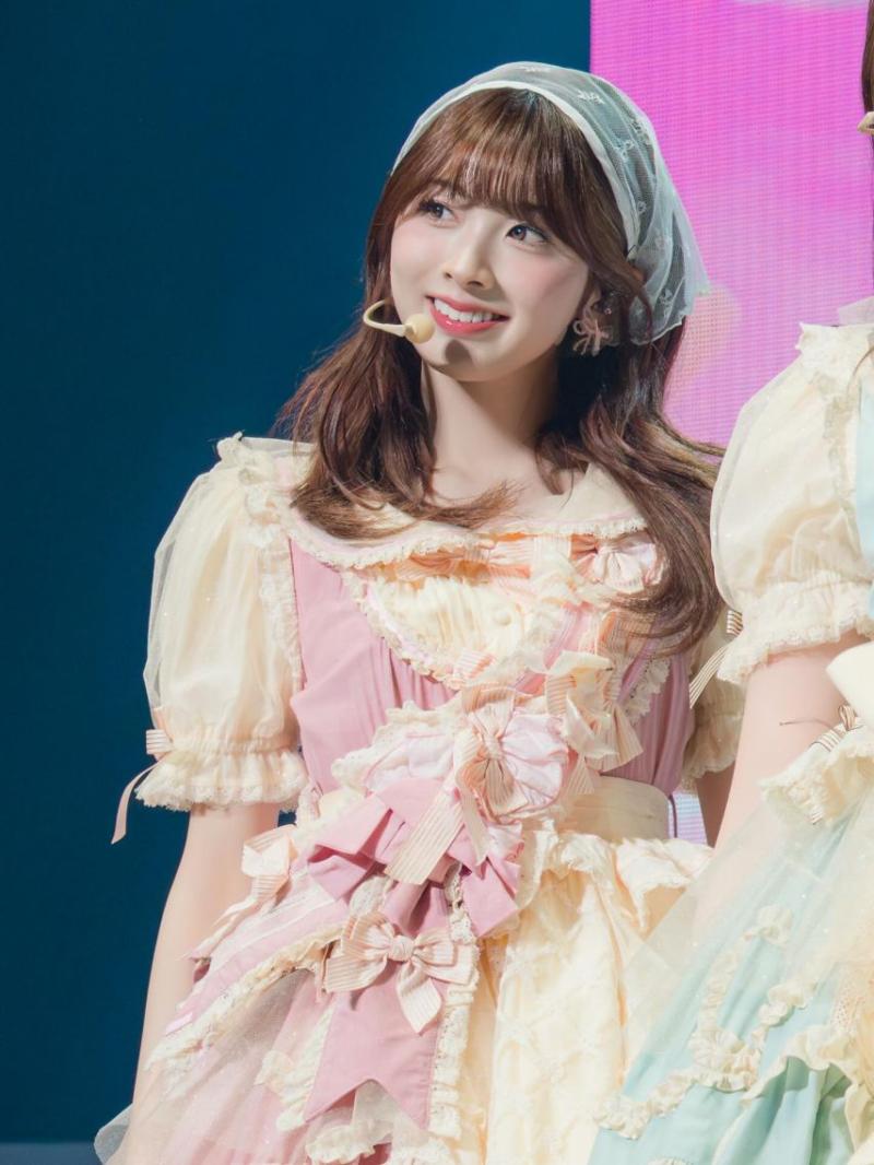 니쥬 (NiziU)
