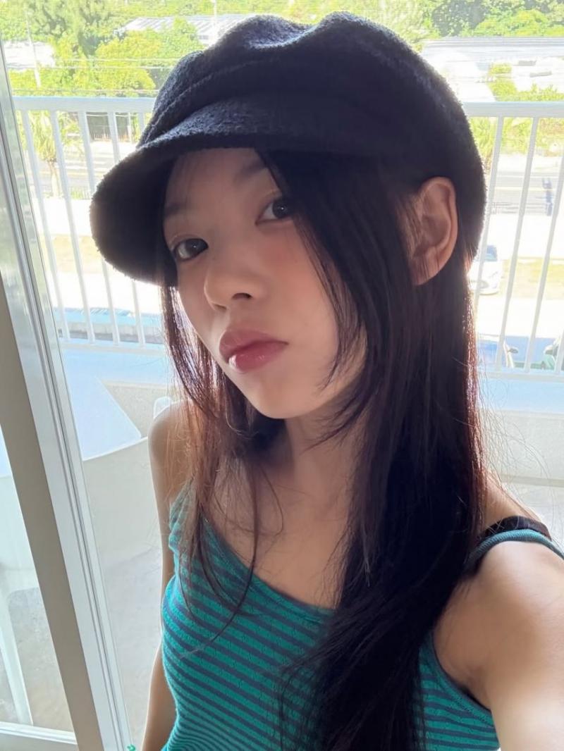 아일릿 (ILLIT) 모카