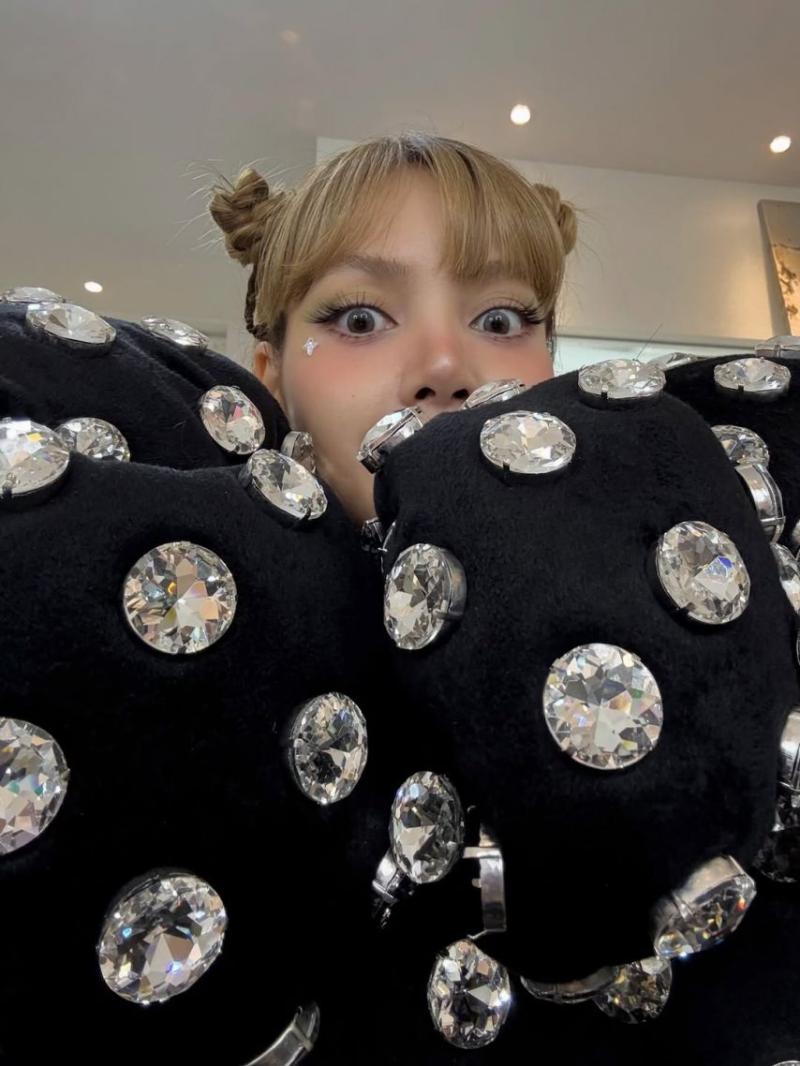 블랙핑크 리사 SNS