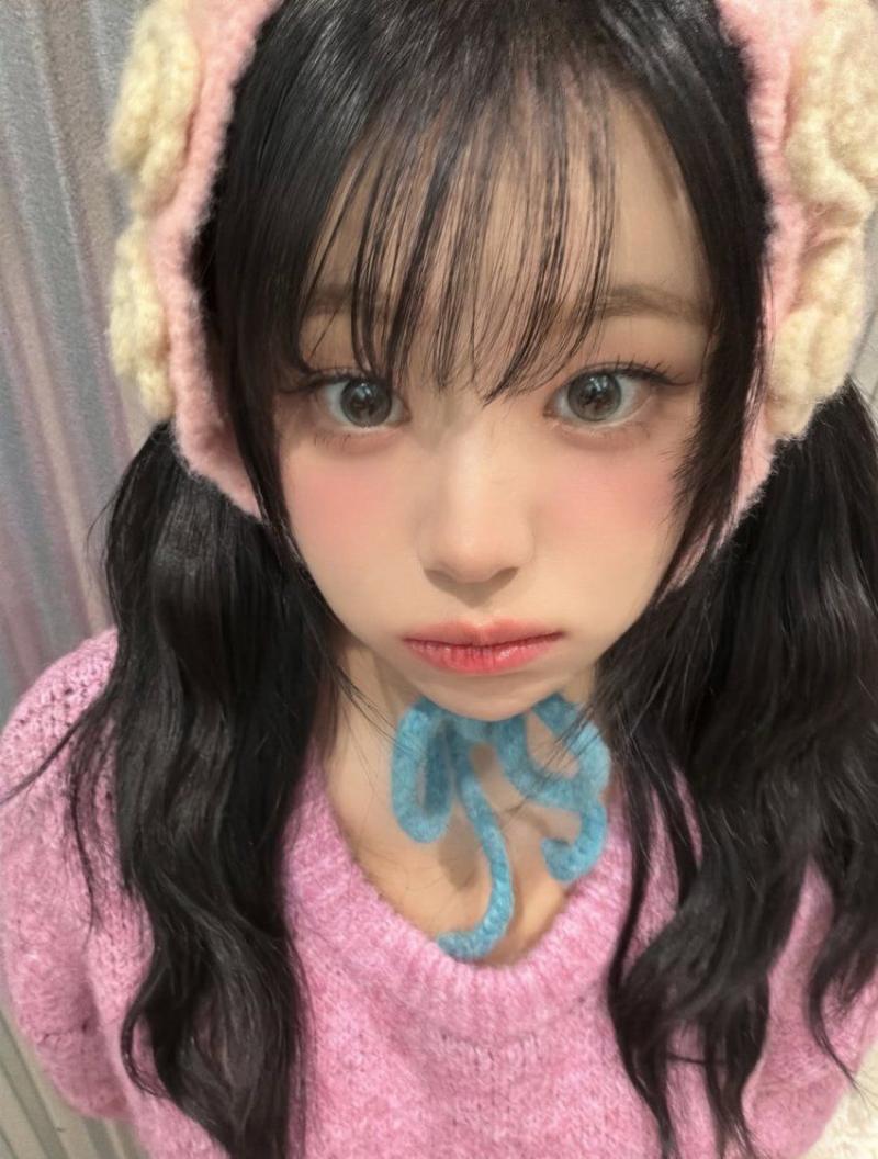 QWER 쵸단이가 레고를..