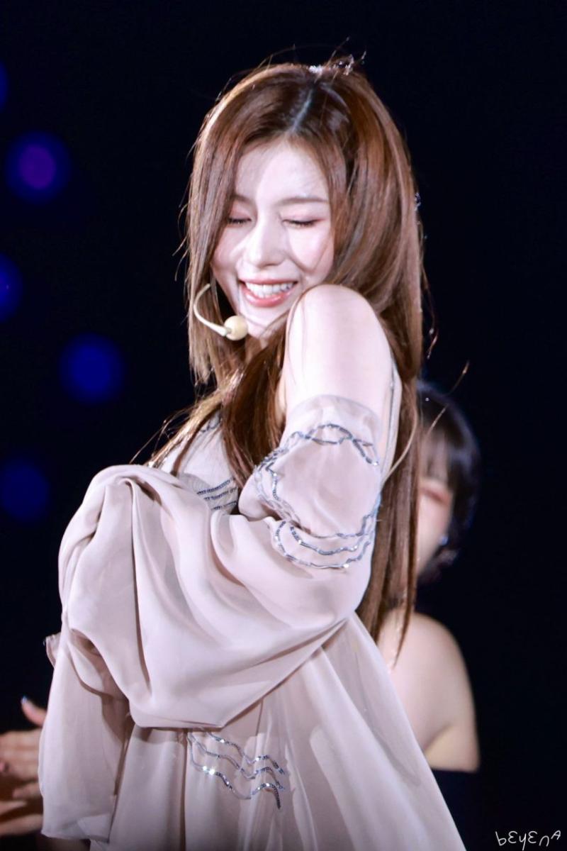 트와이스 사나