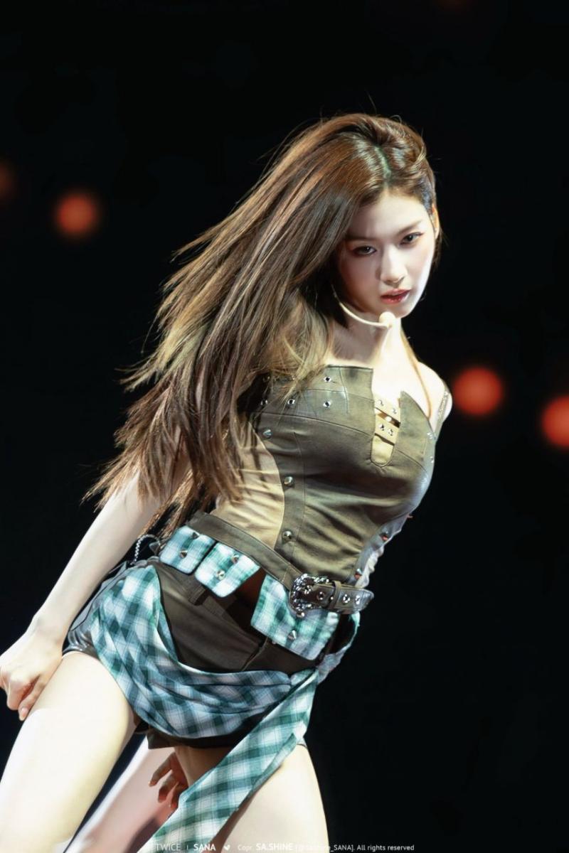 트와이스 사나