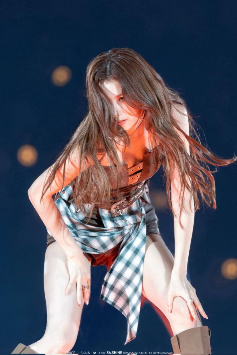 트와이스 사나