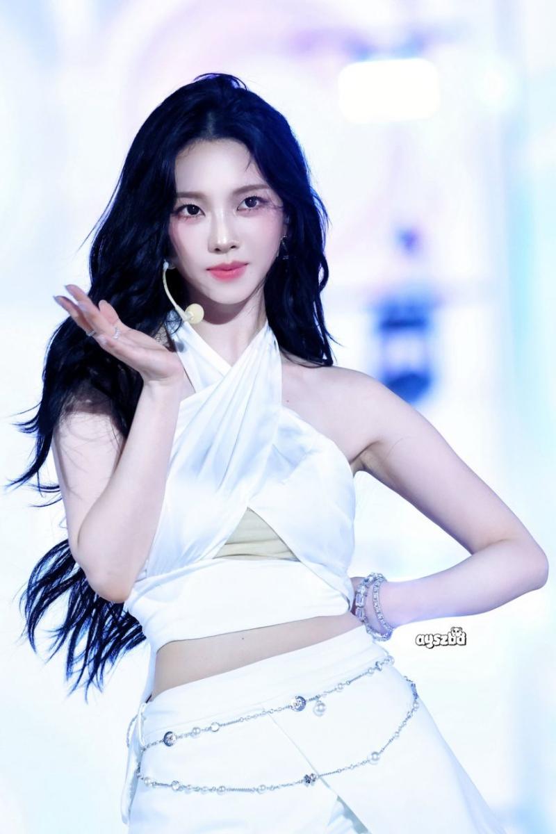 에스파 카리나